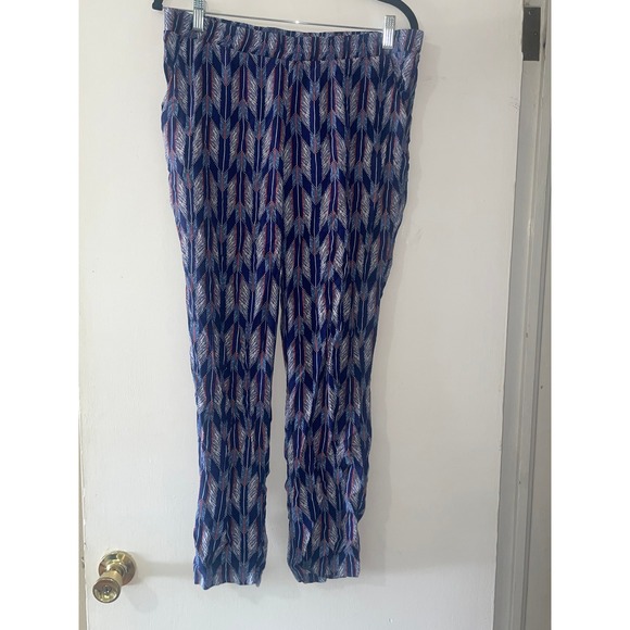 H&M Pants - H&M Divided Blue Ikat Feather‎ Print Relaxed Tapered Leg Pants Womens Size 8